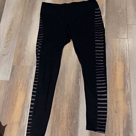 Womans "Shambhalia" leggings - Picture 1 of 8